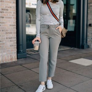 Lululemon On The Fly jogger, gray, 8